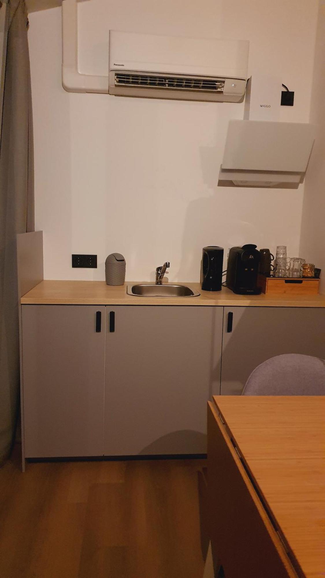 Bed and Breakfast De Buorkerij Tytsjerk Екстер'єр фото